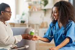 Aide-soignante un métier de la fonction hospitalière